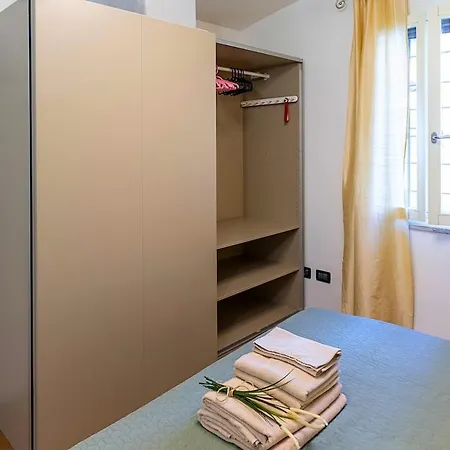Relax - Casa A 2 Passi Dal Centro Con Free Parking E Wifi דירה *