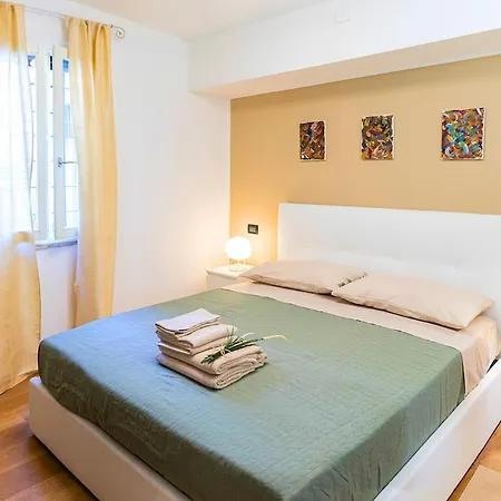 Relax - Casa A 2 Passi Dal Centro Con Free Parking E Wifi Reggio Emilia