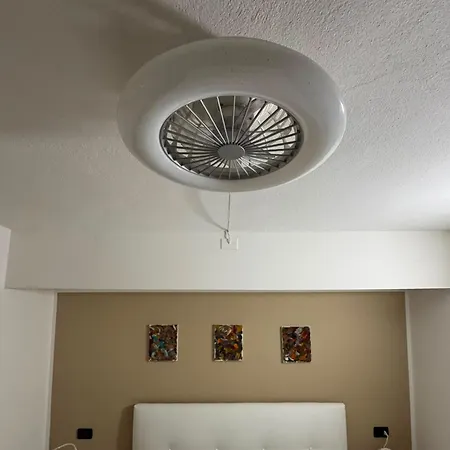 דירה Relax - Casa A 2 Passi Dal Centro Con Free Parking E Wifi רג'ו אמיליה