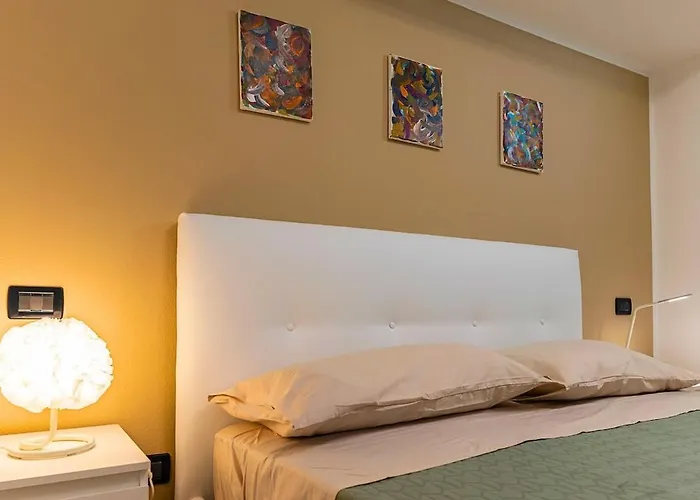 Apartament Relax - Casa A 2 Passi Dal Centro Con Free Parking E Wifi Reggio nell'Emilia